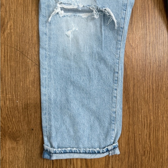Men's Light Blue Distressed Jeans - Picture 3 of 8